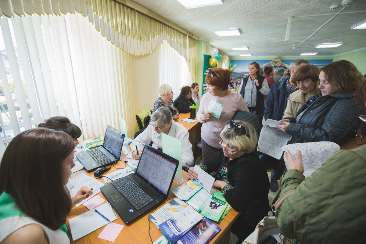 В ярмарке вакансий для людей пенсионного и предпенсионного возраста в столице Камчатки приняли участие 168 человек