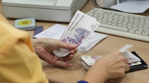 Задолженность по заработной плате перед работниками предприятий Камчатки снизилась на 10 млн рублей