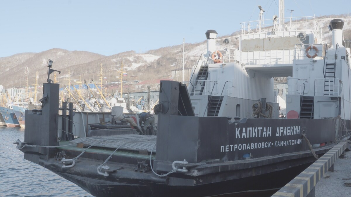 Отбытие «Капитана Драбкина» из порта столицы Камчатки откладывается по погодным условиям